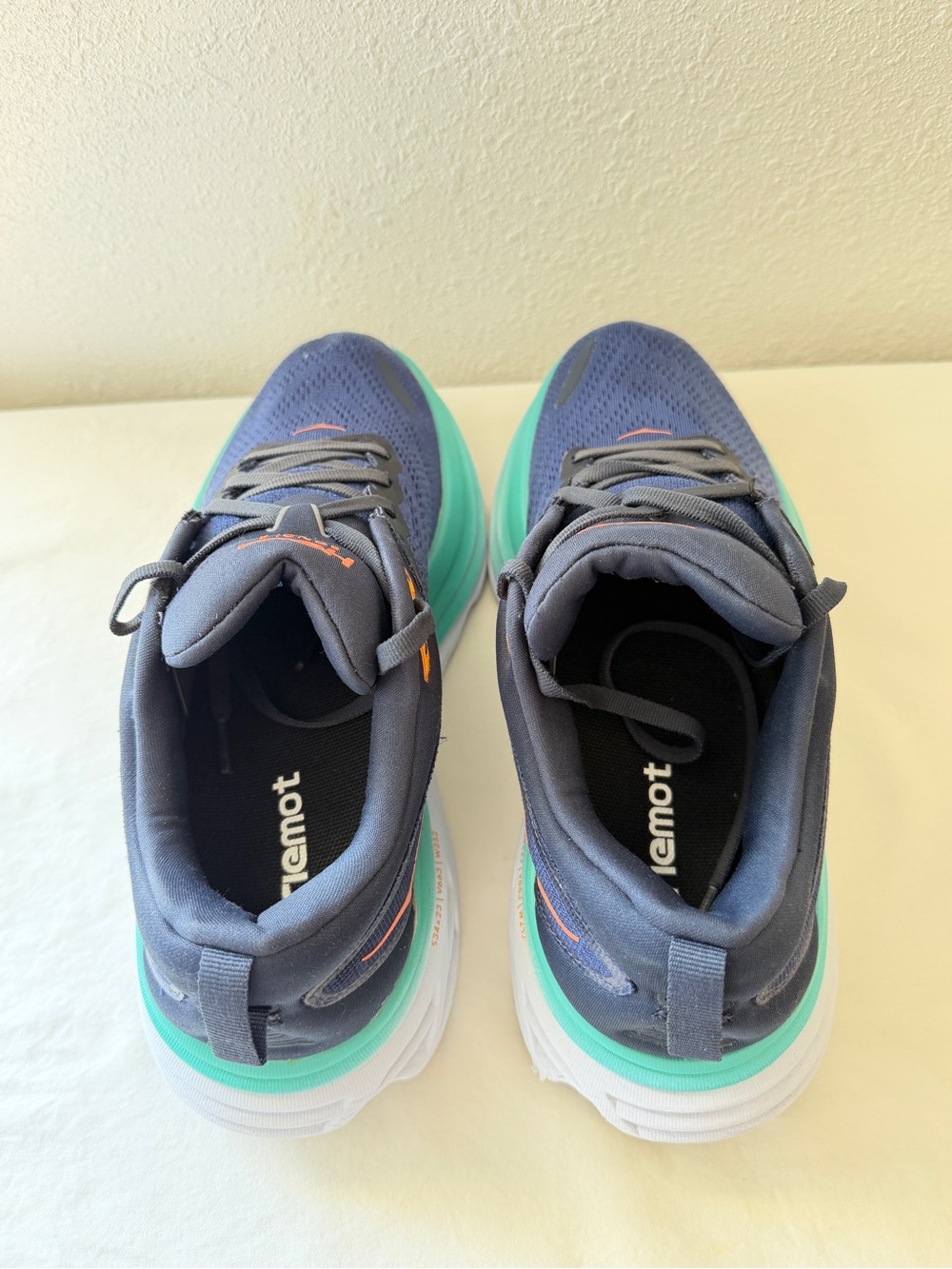 HOKA Bondi 8 in Outer space/Bellwether Blue Woman’s9 - Picture 4 of 9